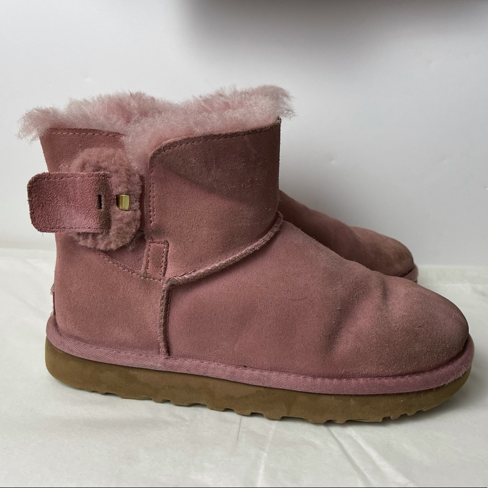 UGG Boots in Pink size 6